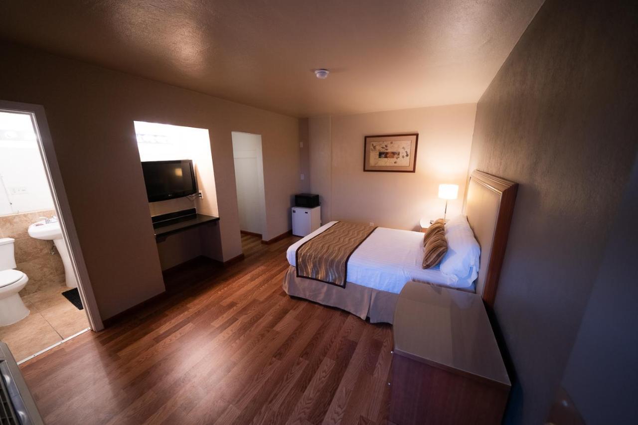 סטוקטון Stay Inn Suite מראה חיצוני תמונה