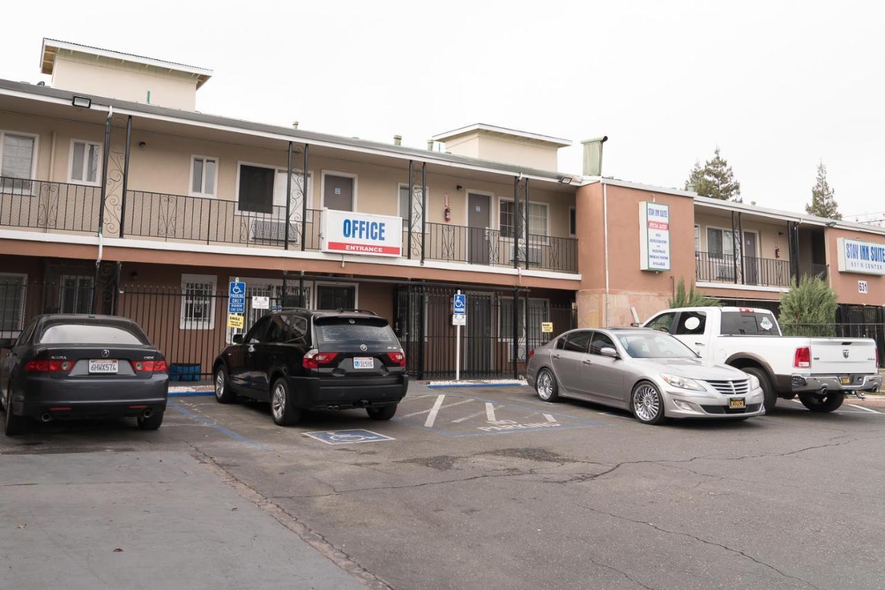 סטוקטון Stay Inn Suite מראה חיצוני תמונה