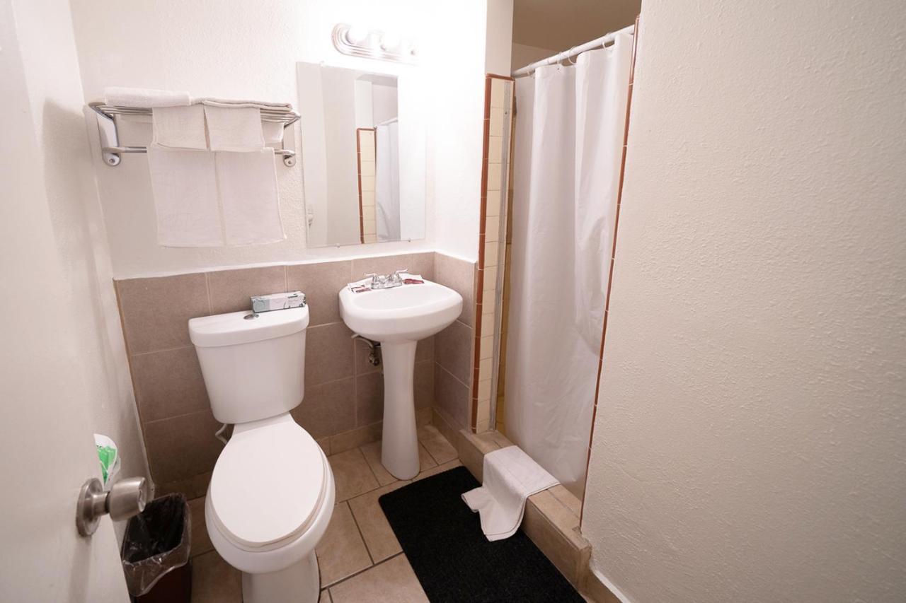 סטוקטון Stay Inn Suite מראה חיצוני תמונה
